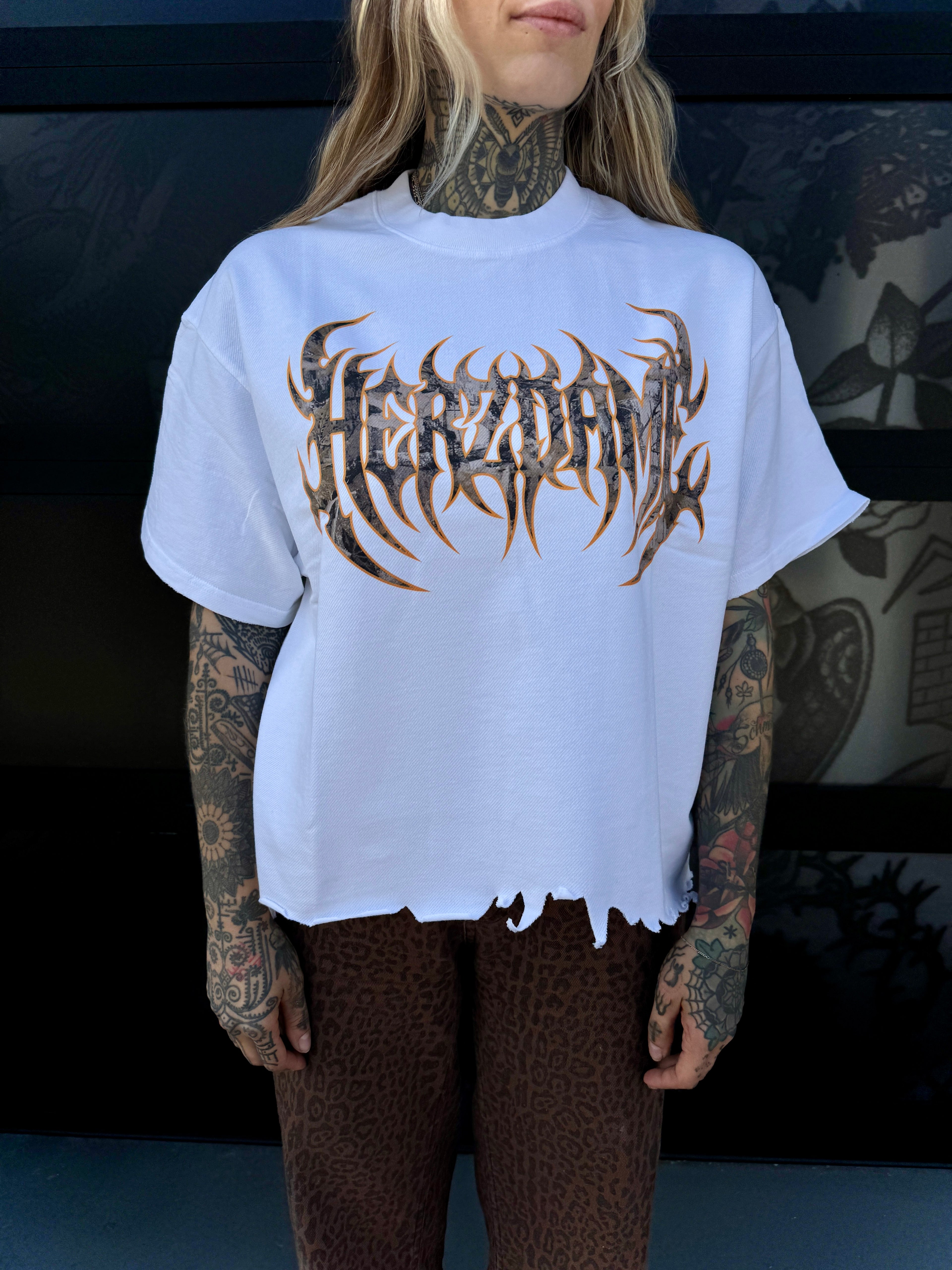 „Herzdame“ Camo T-Shirt white